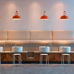 Courtyard By Marriott Calgary South