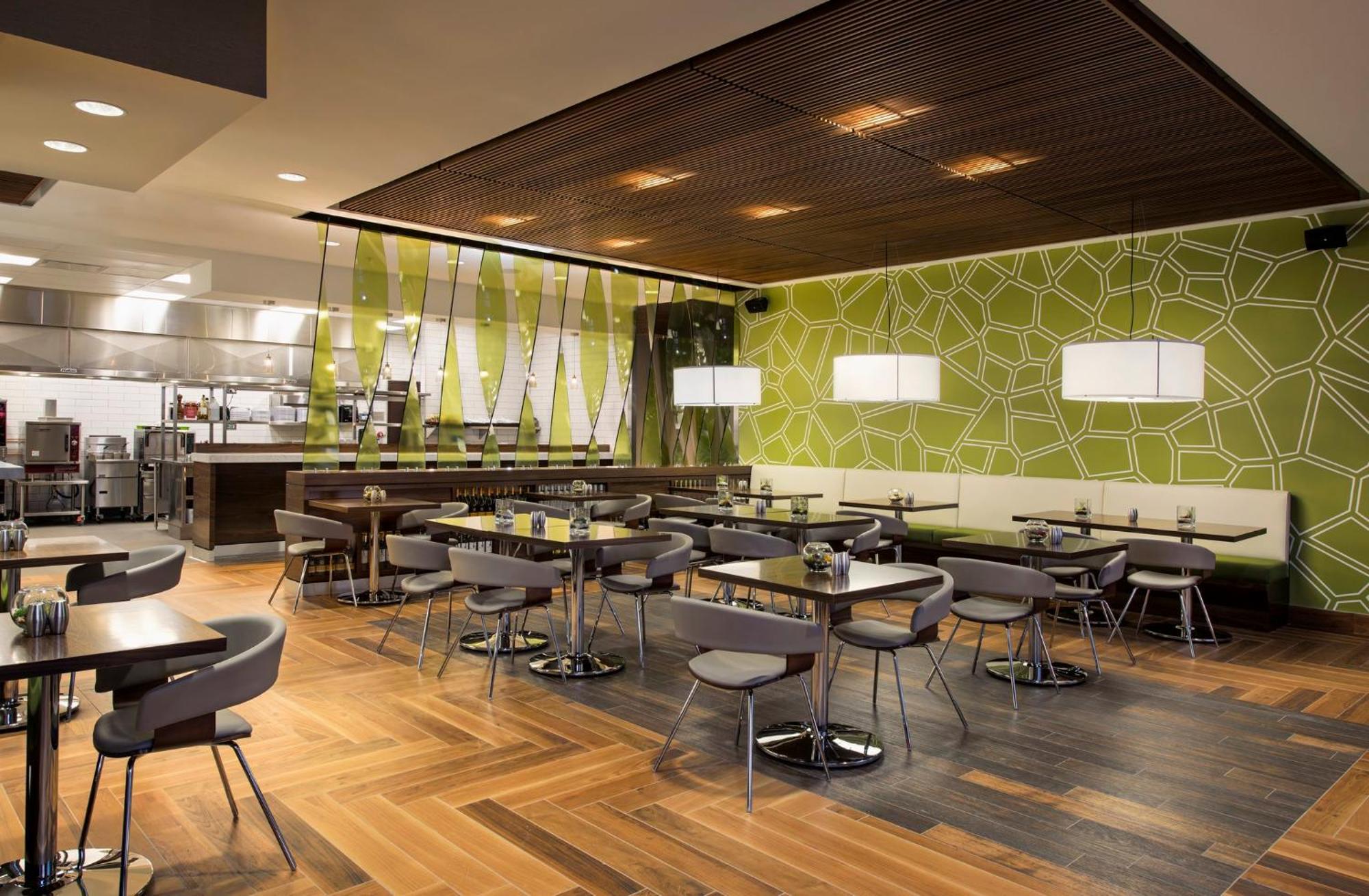 Courtyard By Marriott South