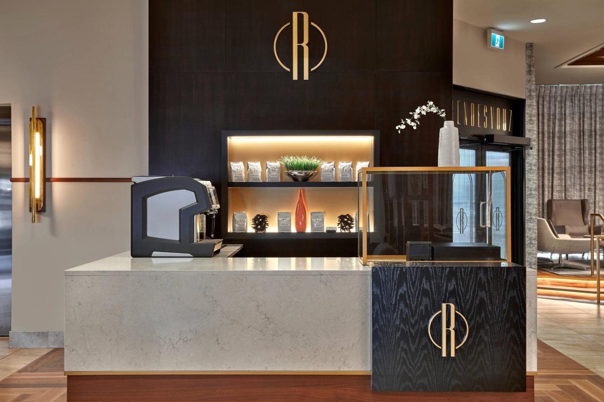 Hotel Courtyard By Marriott South Calgary