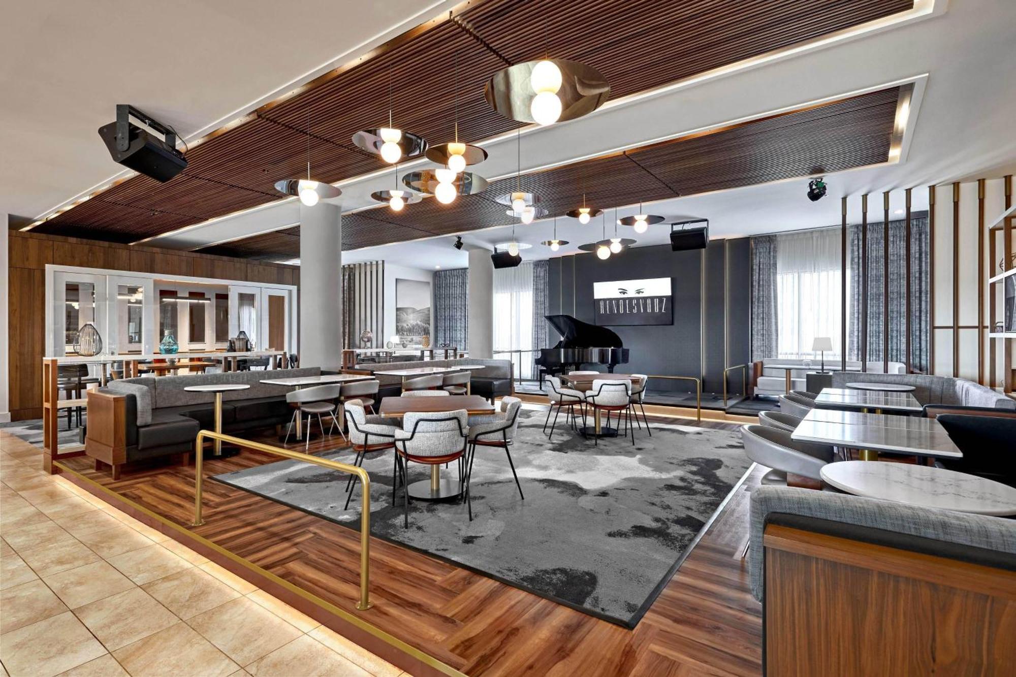 Courtyard By Marriott South Hotel 3*