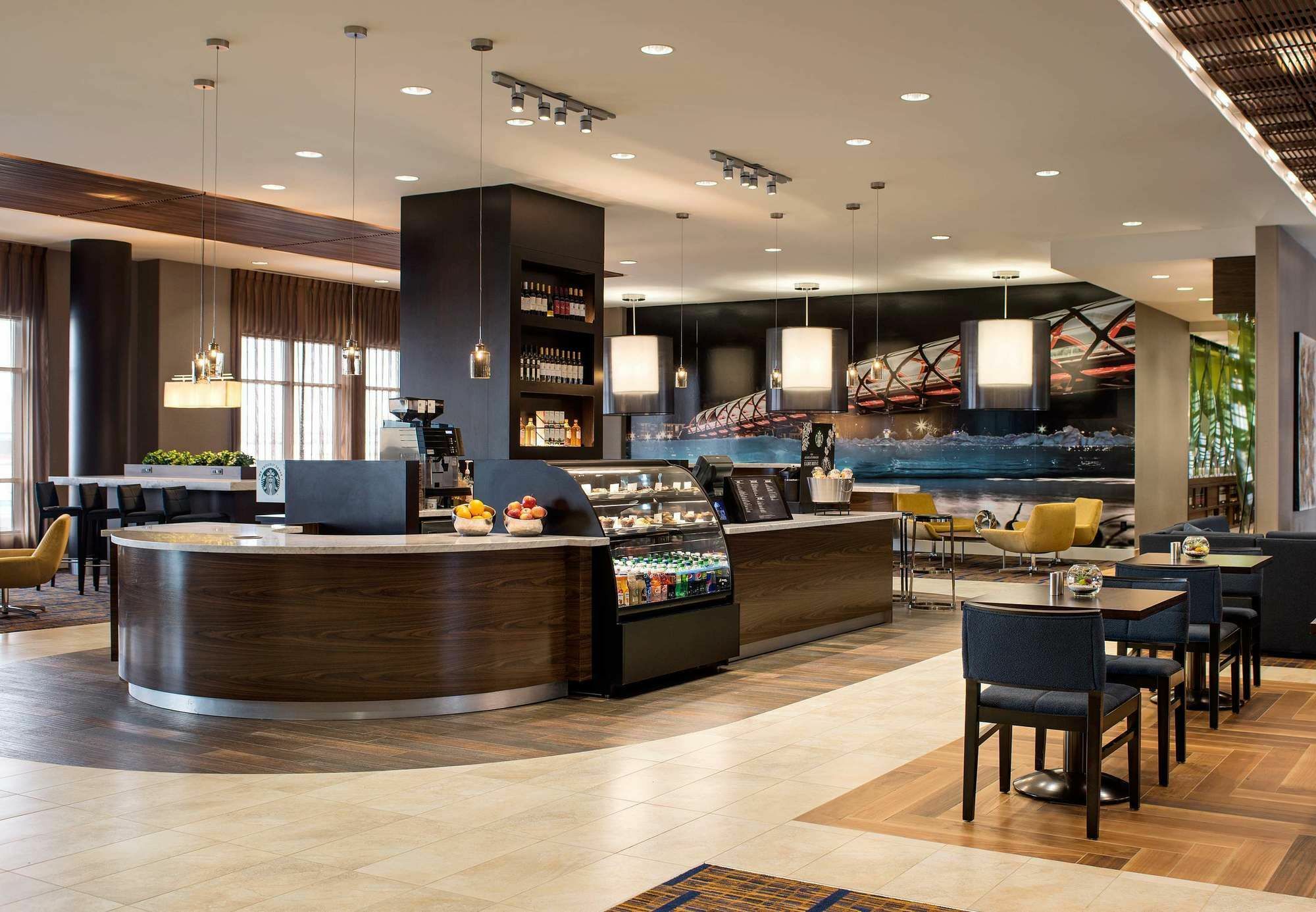 Courtyard By Marriott South Calgary
